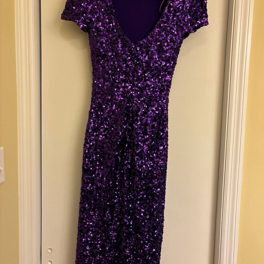Elegant Purple Sequin Dress - Picture 2 of 8